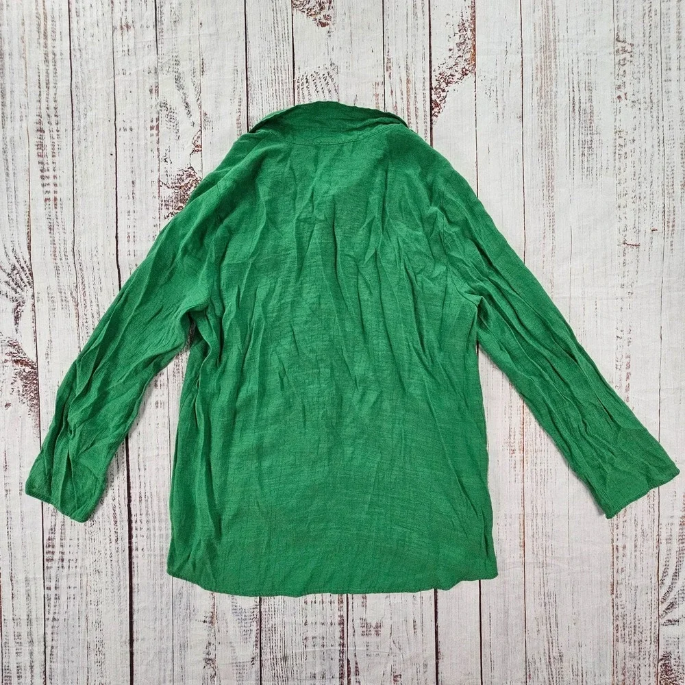 Melissa Paige Green Button Front Boyfriend Shirt Blouse Large Spring Minimalist - Picture 3 of 8